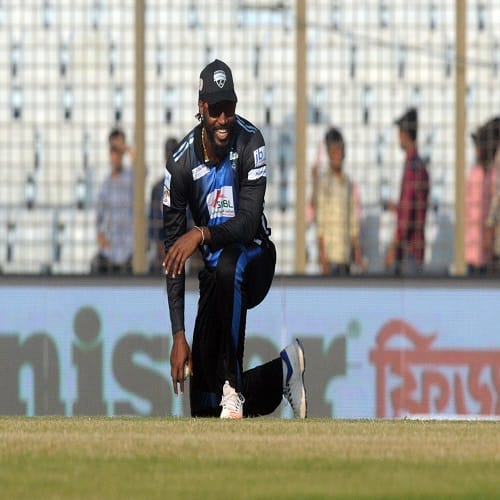 chris gayle hits 800 sixes in t20 