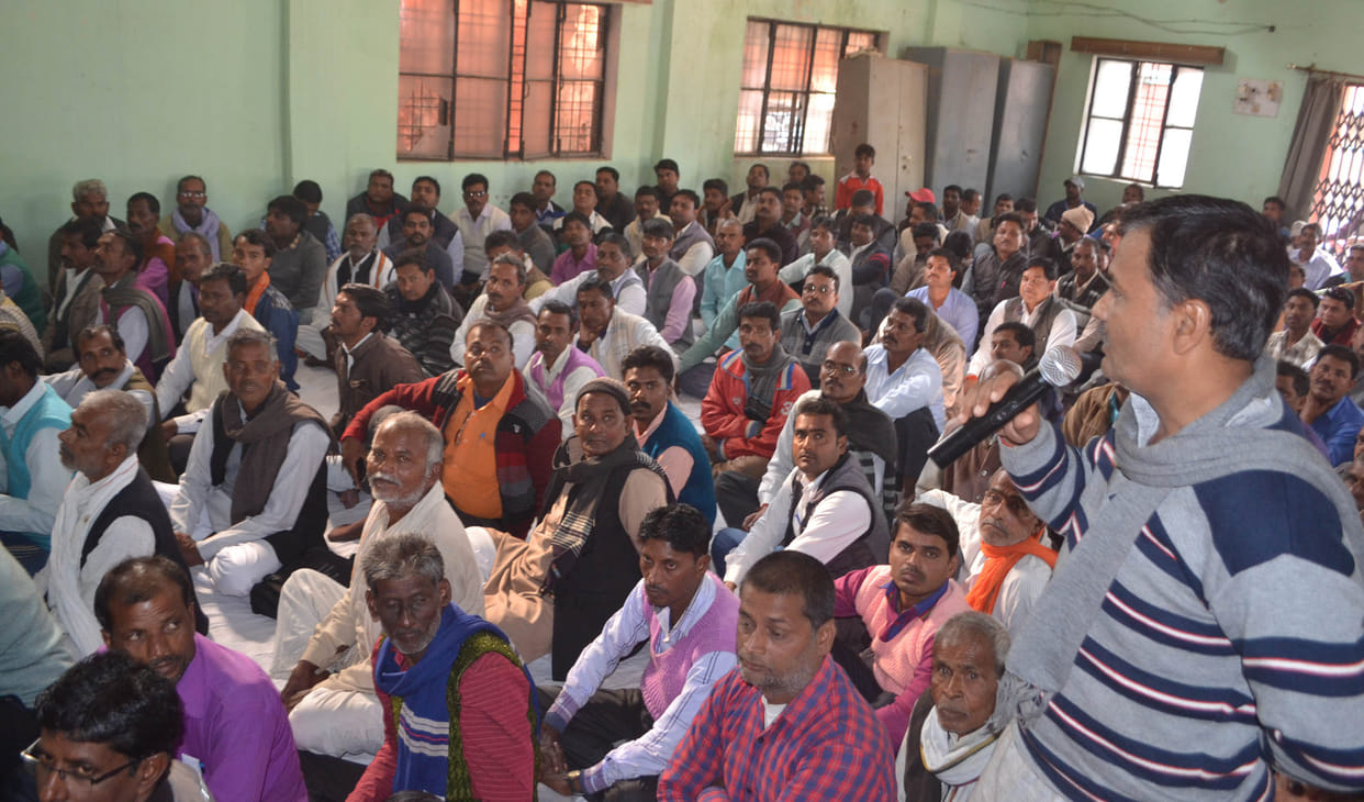 Issue of sand crisis in the field panchayat meeting