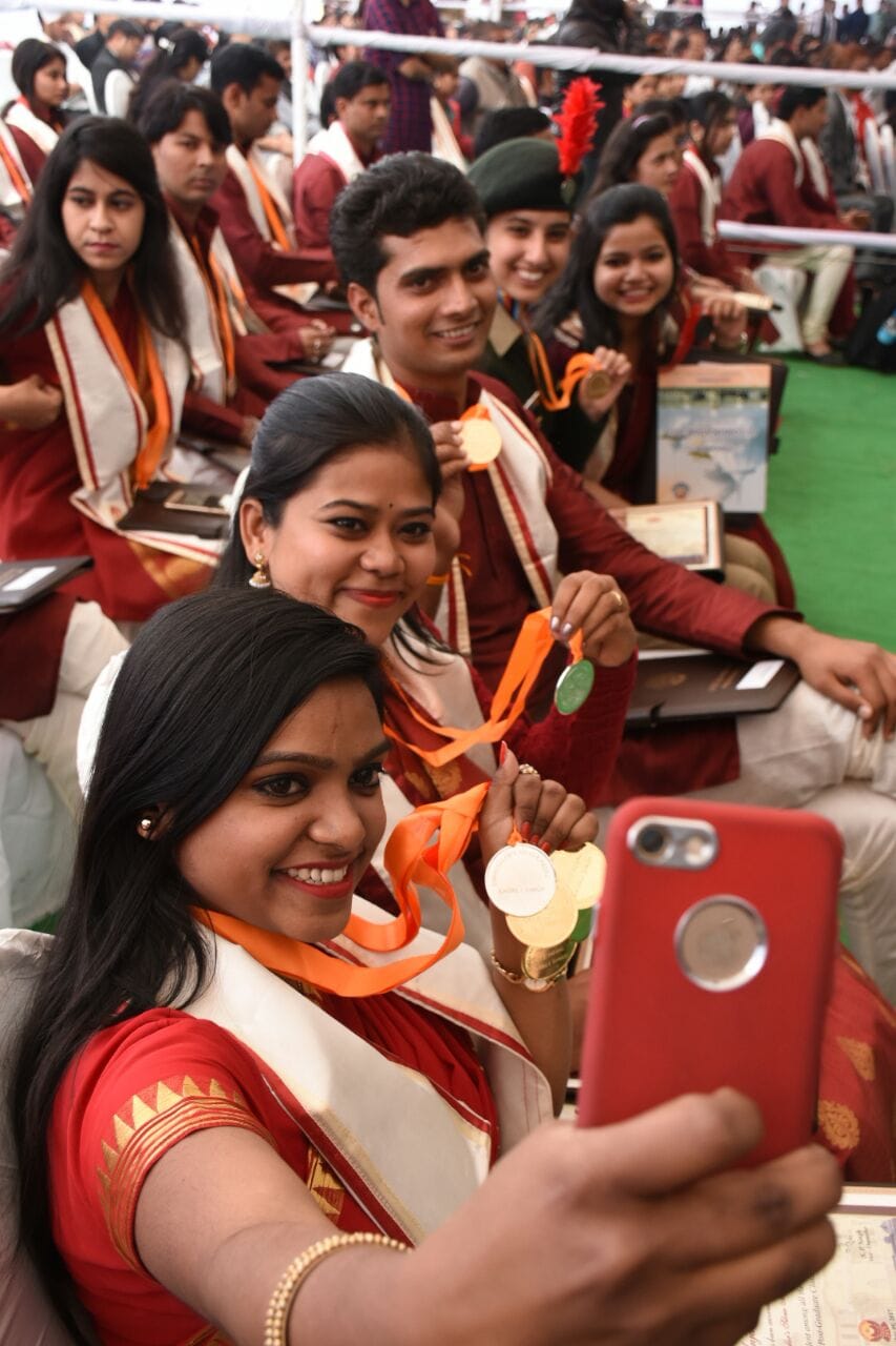 convocation in lucknow university, 84% girls got medal