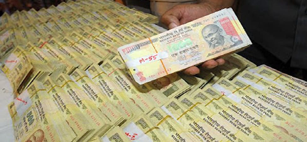 500 and 1000 Note Old Currency Found in Haryana, Tension for RBI