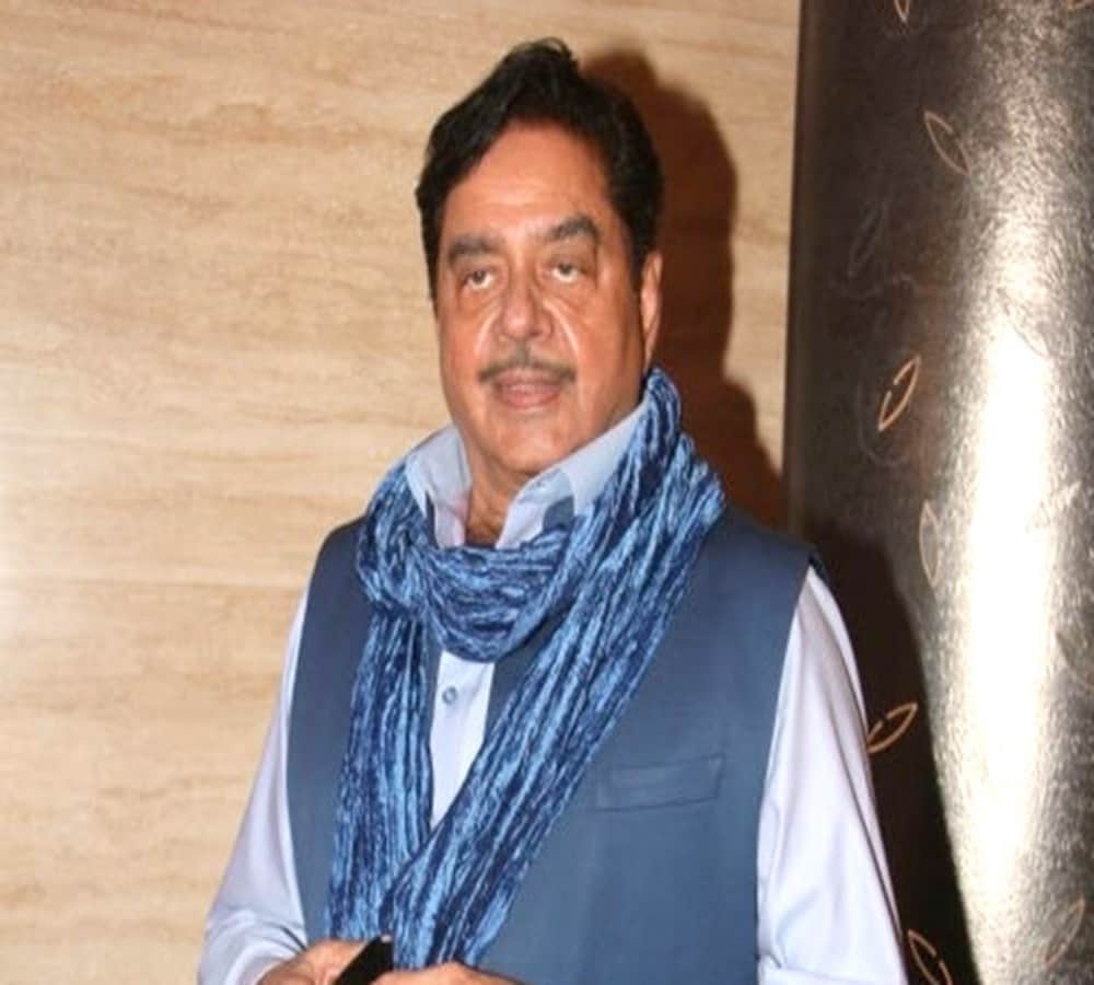 shatrughan sinha tweet on atal bihari vajpayee died