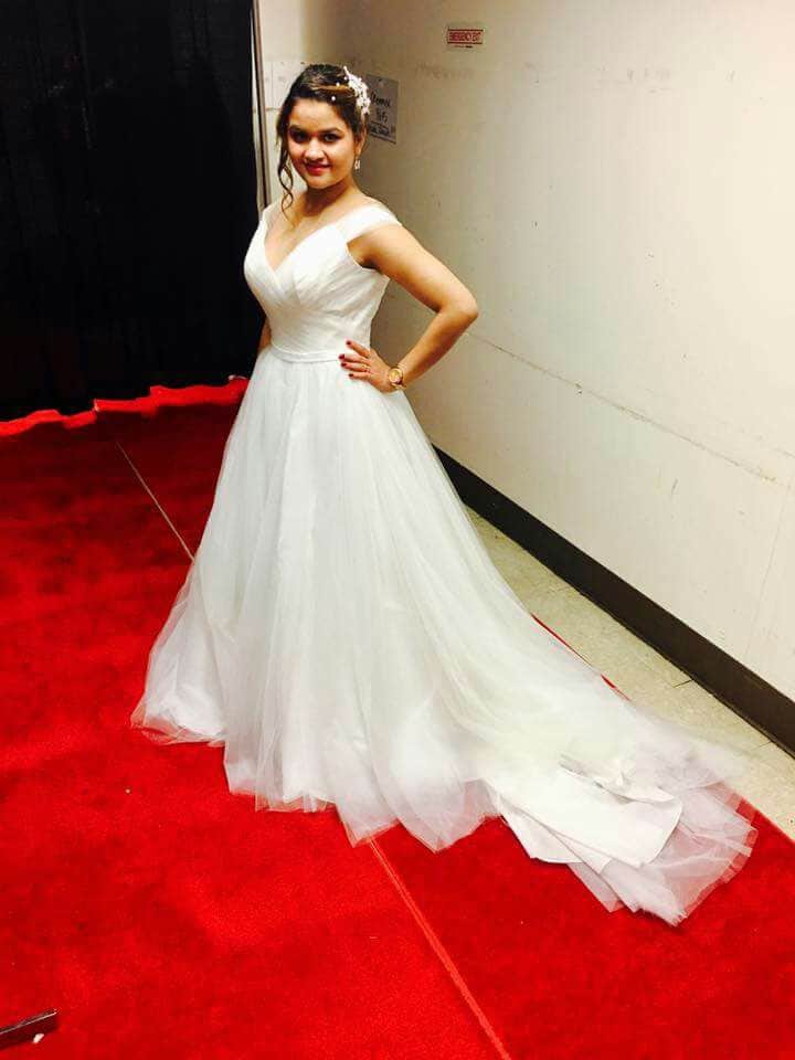 varanasi girl dishika singh win title of mrs bharat in america