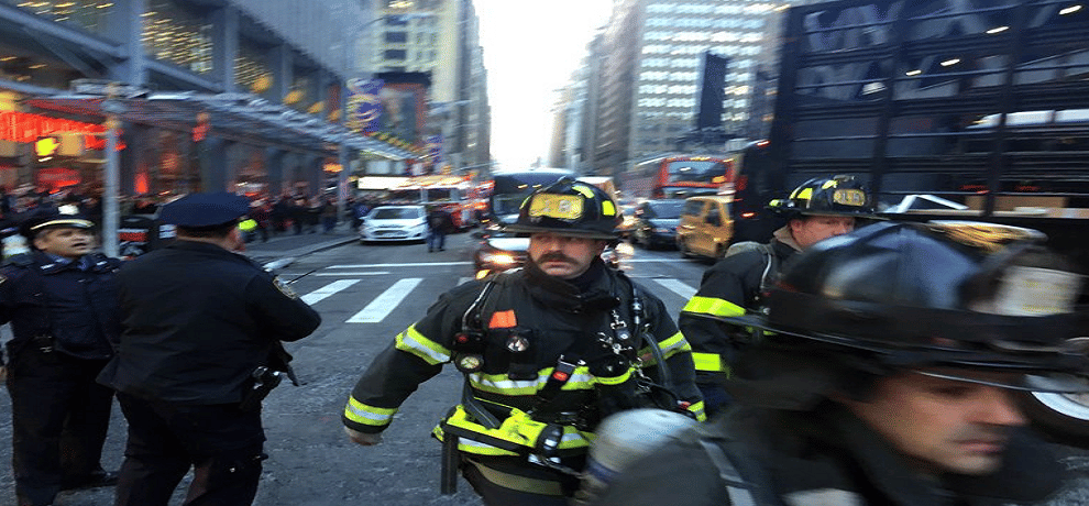America: Exlposion near New York's manhttan bus terminal
