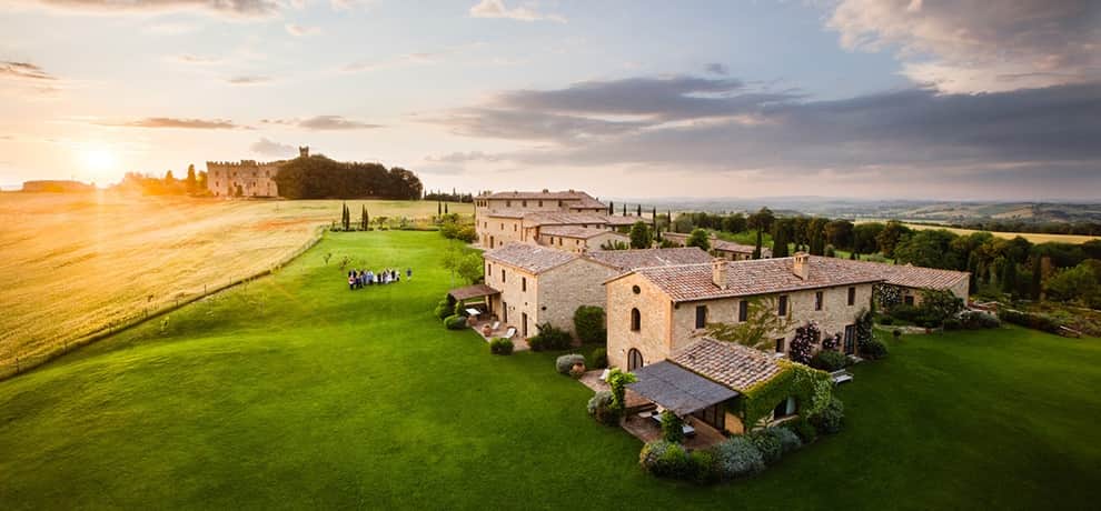 this is the venue place of virat and anushka marriage, see the pictures