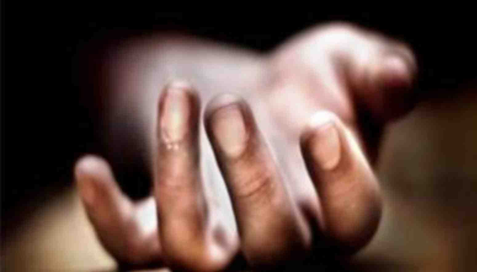 lover commit suicide after he cheated in love