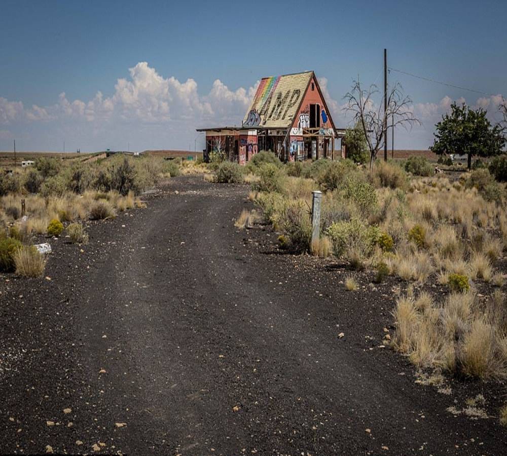 know the story of abandoned American ghost town