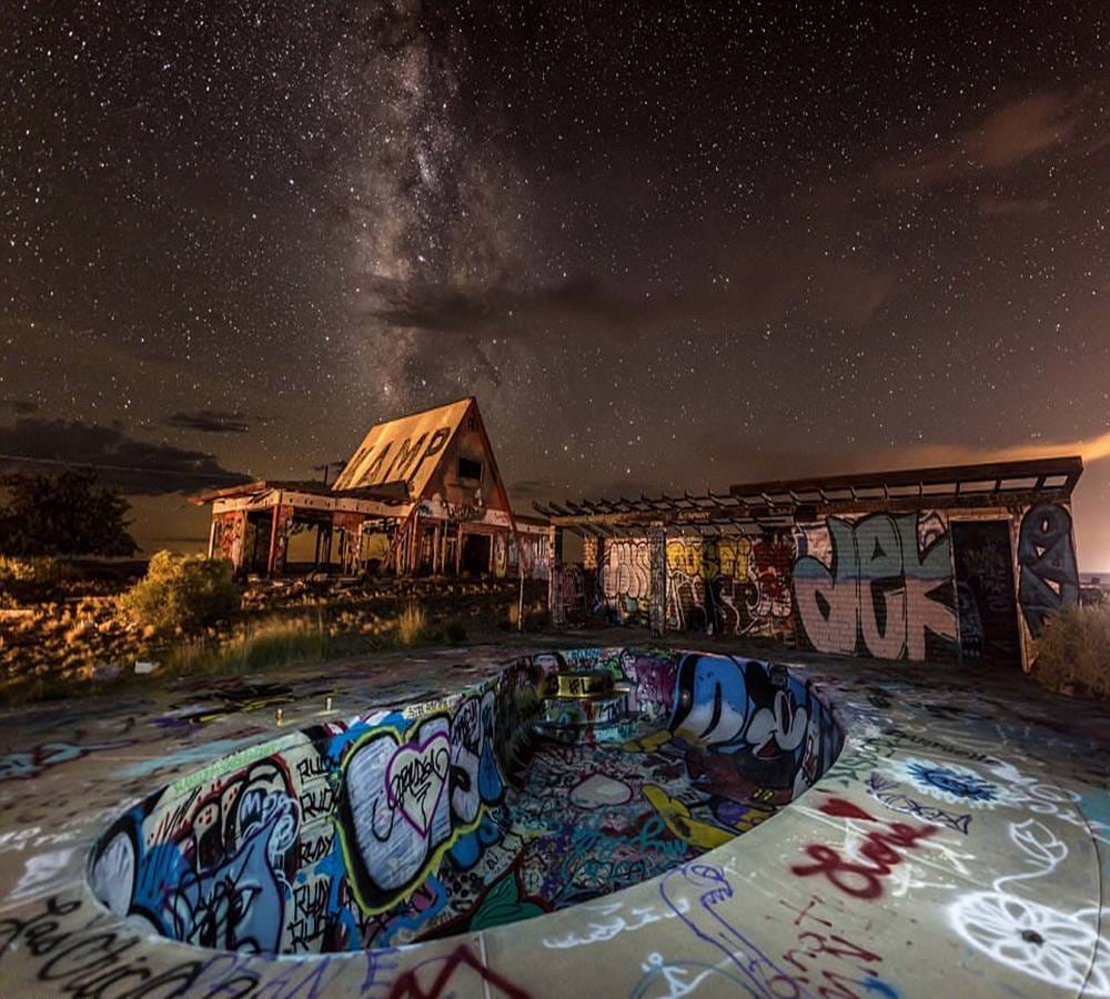 know the story of abandoned American ghost town