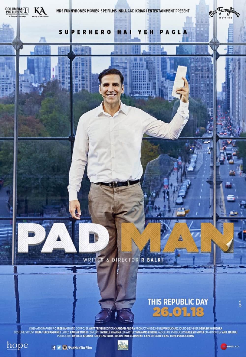 bollywood praising akshay kumar and the team for padman