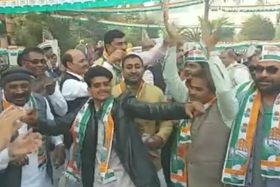 congress workers celebrate after rahul gahdhi elected as   party president.