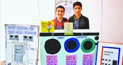 unique car invented by science students, displayed in exhibition