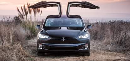 Tesla Model X 