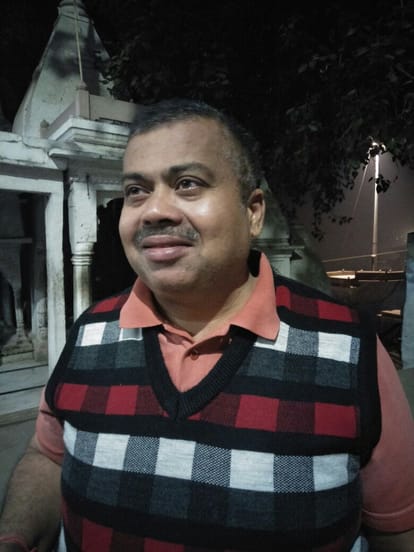 BHU doctor make documentary the dying man and his dying city
