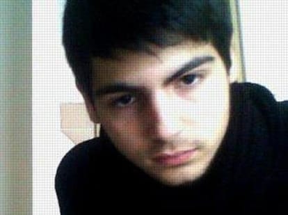 girlfriend killed her ex-boyfriend after she come to know he is talks other girl on Tinder