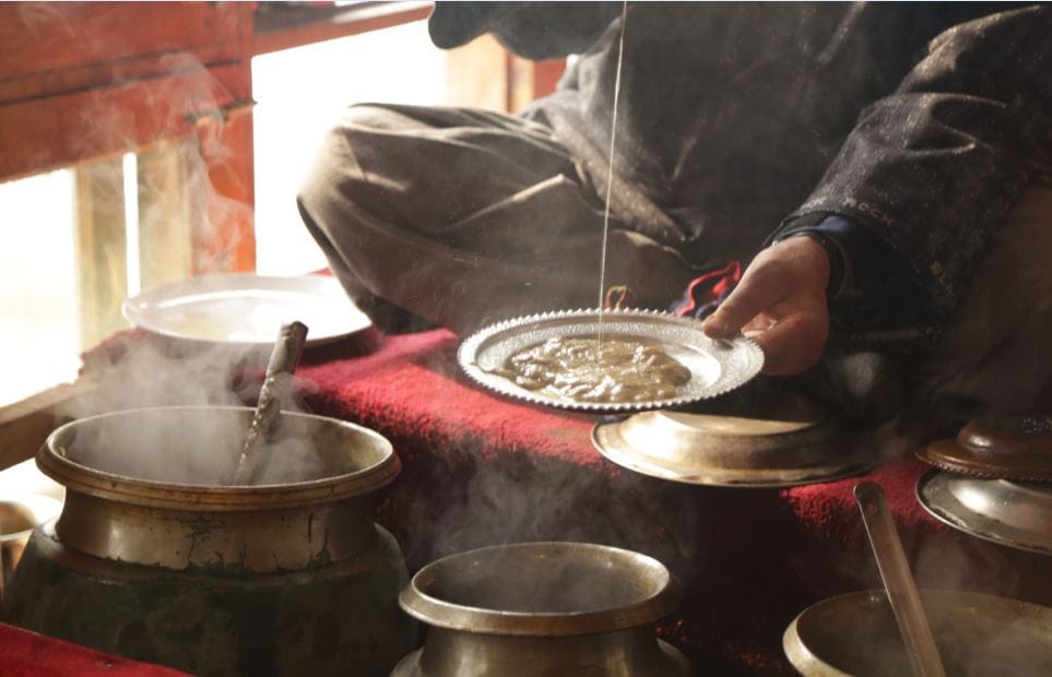 pics of famous delicious food of kashmir harisha
