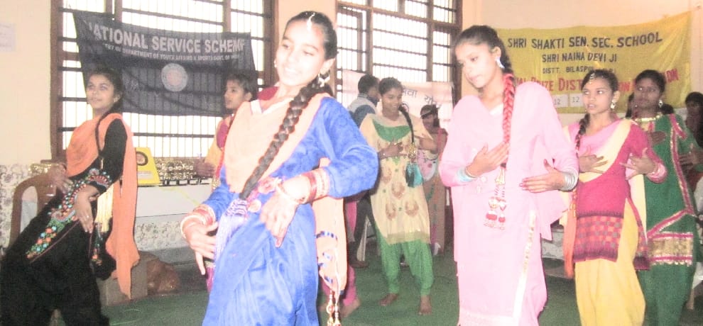 बरसो रे मेघा...पर मचाया धमाल