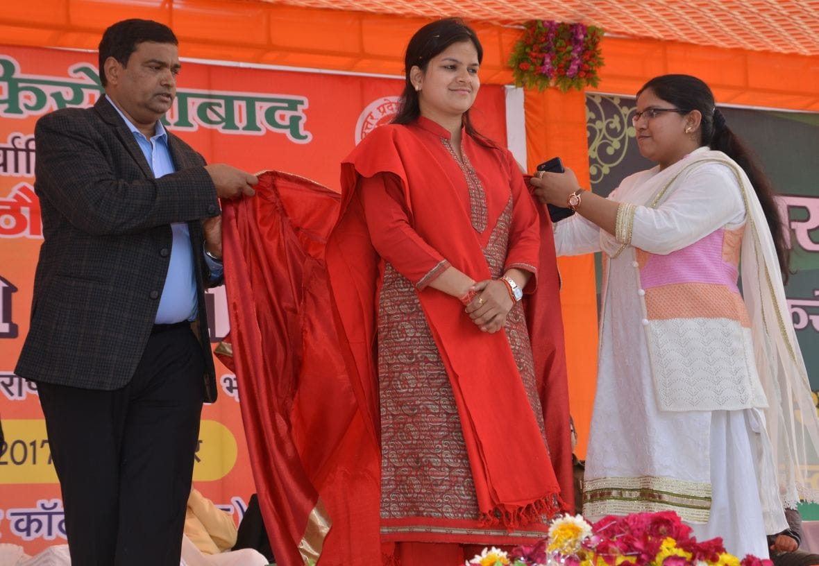 youngest mayor of uttar pradesh took oath in firozabad