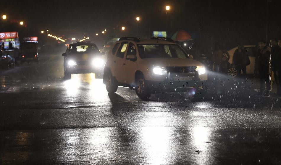 possibilities of rain and thunderstorm in delhi ncr