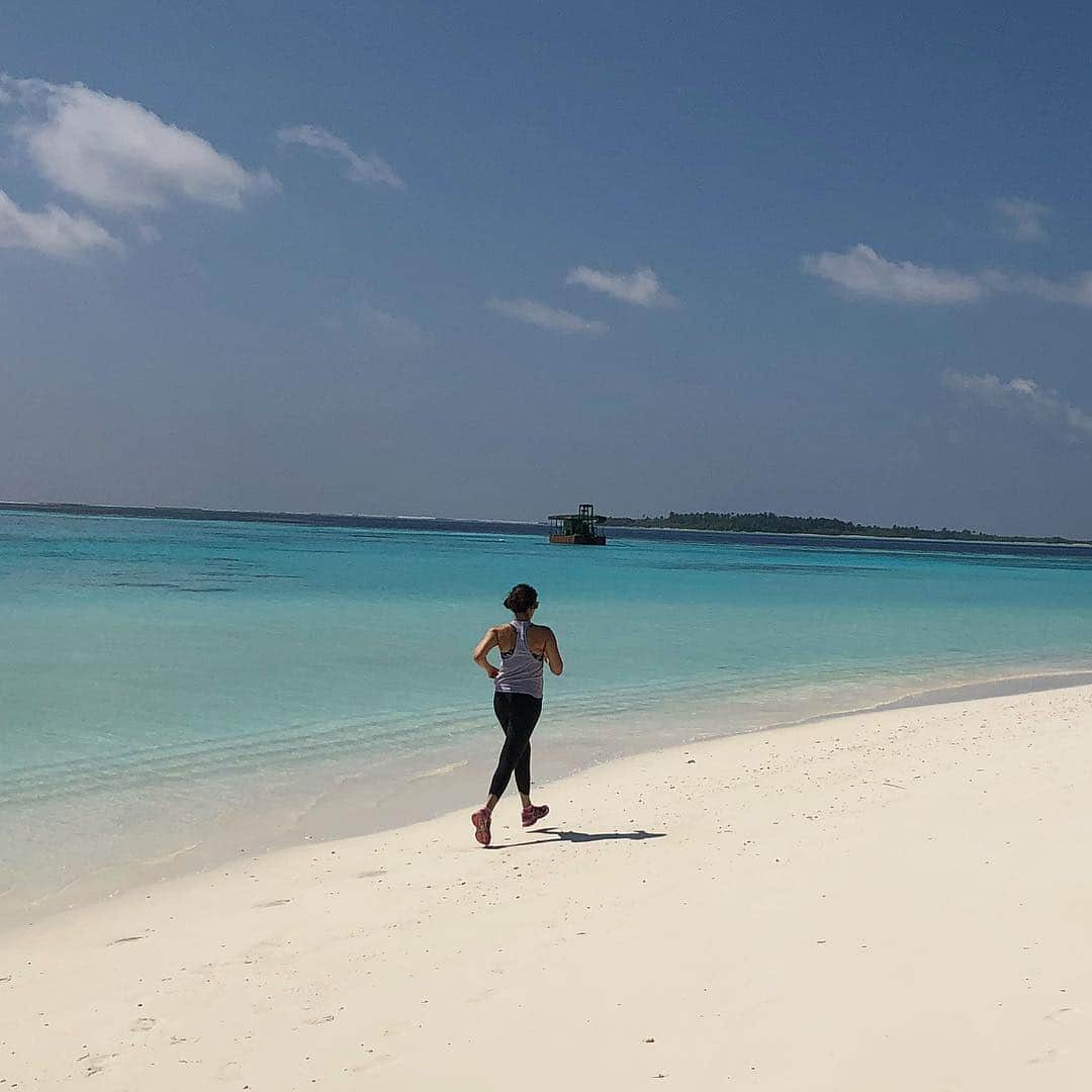 New Pictures Of Zaheer Khan And Sagarika Ghatge Maldives Honeymoon
