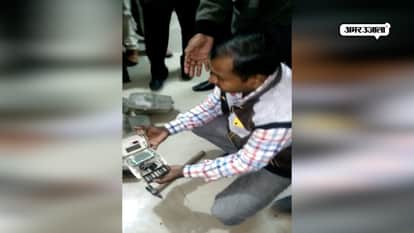 ELECTIRCITY DEPARTMENT RAIDS SHOP IN KAIRANA OF UP