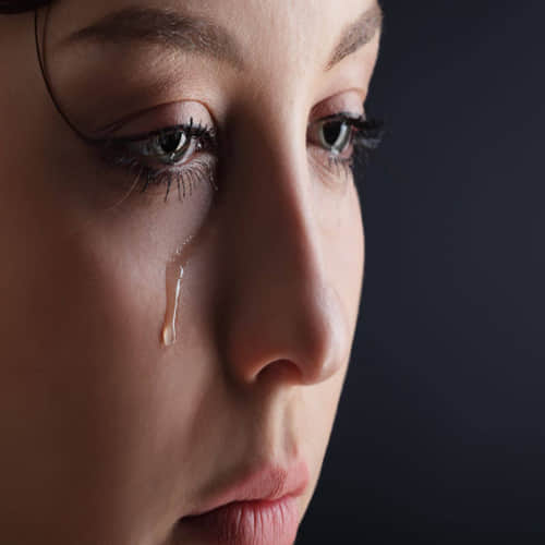 weeping is good for mental health know benefits of tears