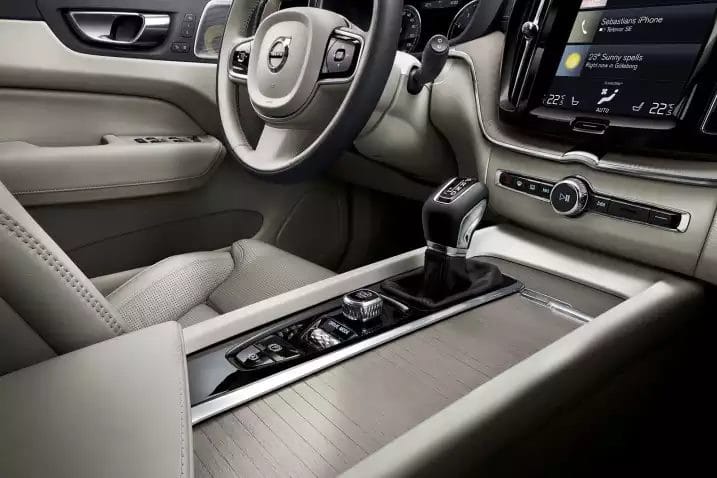 2017 Safest Volvo XC60 premium SUV Launched in India