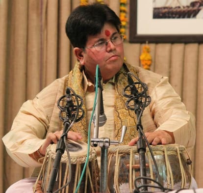 foreigners came varanasi for how to learn tabla