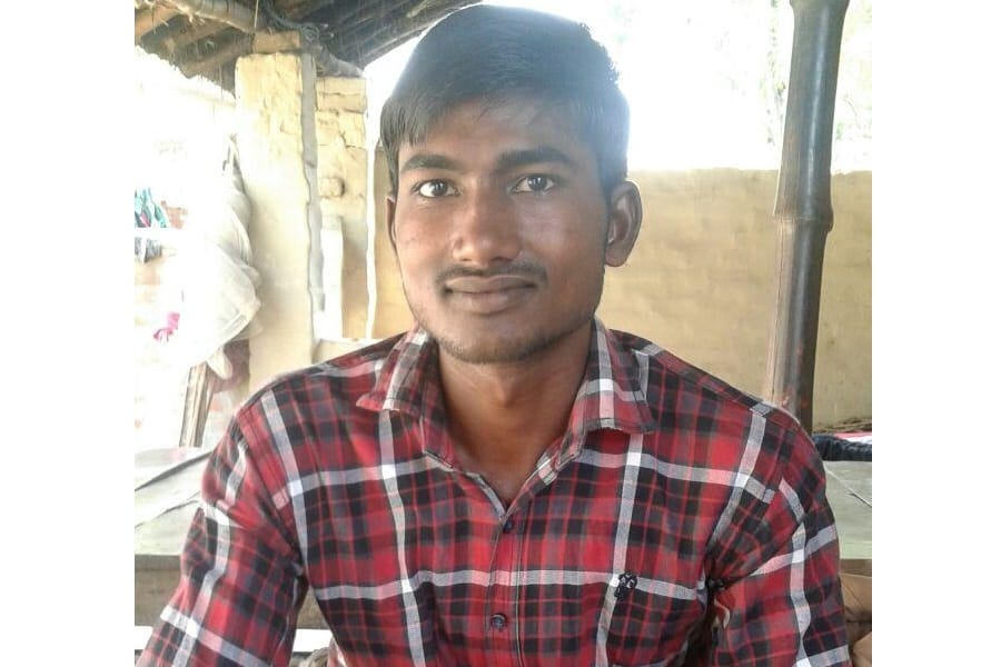 A rickshaw puller's son to get medal by Indian President ram nath kovind.
