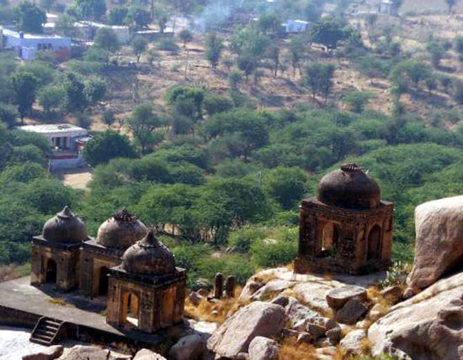 unique place, an ancient story of dhosi hill of arawali mountains