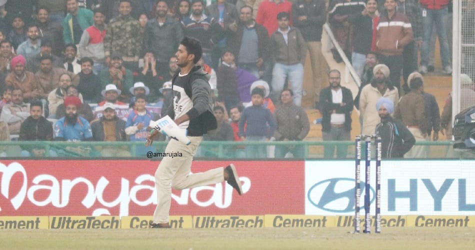 India beat Sri Lanka by 141 runs at Mohali