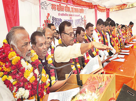 BJP, Congress and BSP governments on the stage