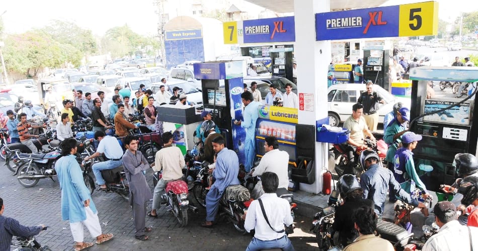 tips to save yourself from cheating on petrol pumps