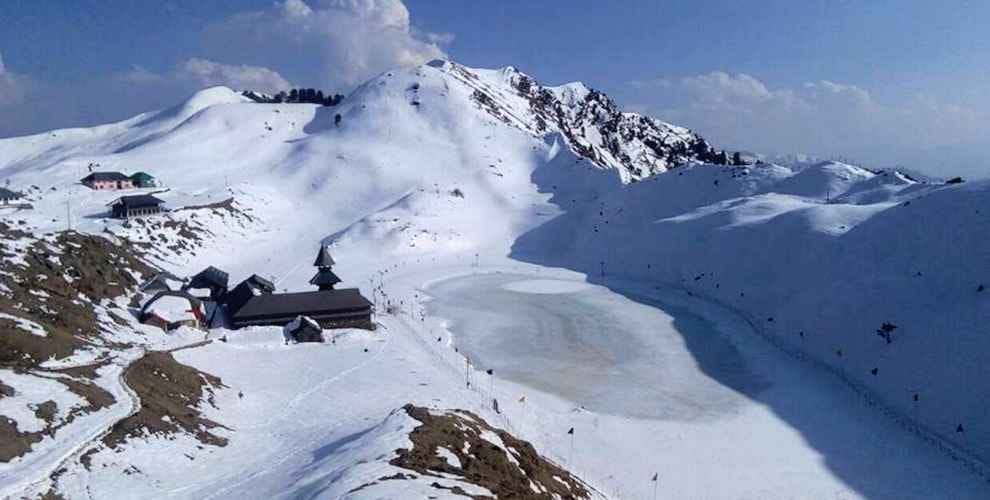 snowfall in himachal manali mandi kullu chamba