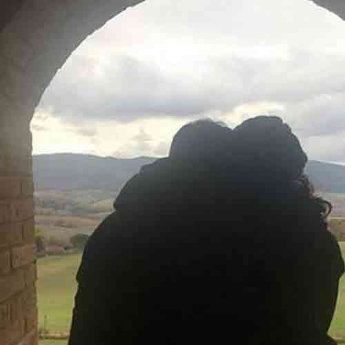 virat and anushka after marriage get cozy in photo spent quality time in italy