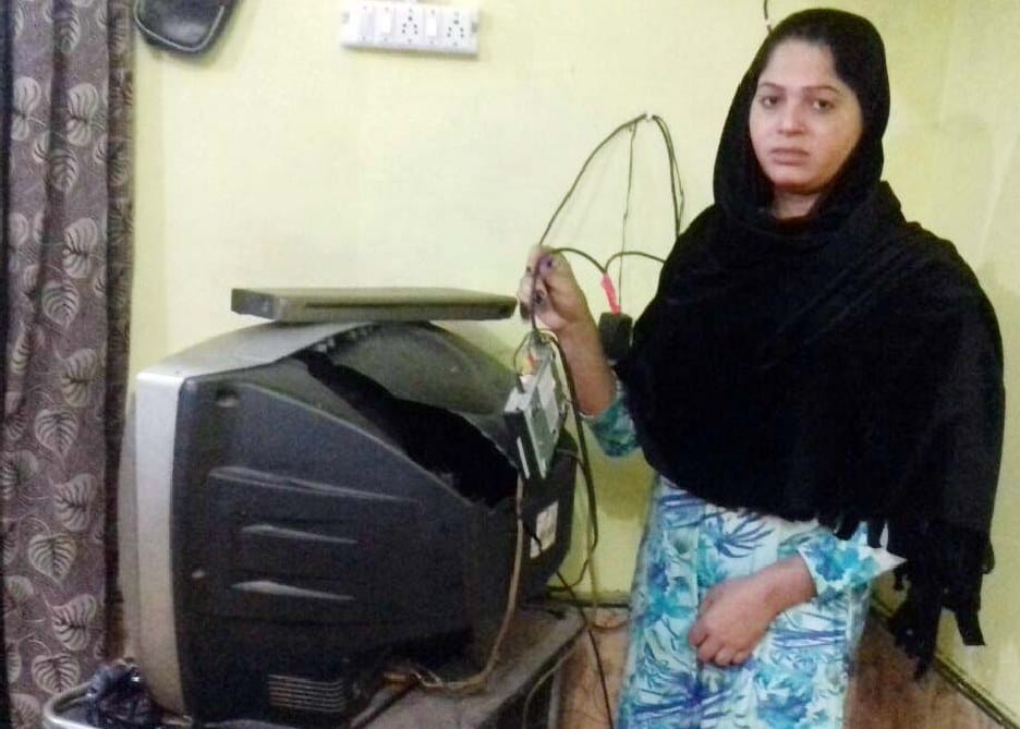 किन्नर के मकान में दबंगों का तांडव, 25 हजार लृटे
