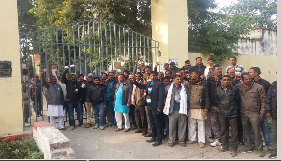 मांगे पूरी न होने से नाराज प्रधानों ने किया कार्य बहिष्कार