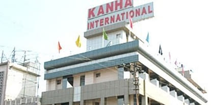 income tax Striking raid on well known industrialist of kanpur