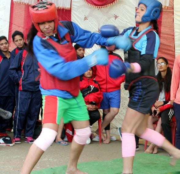 एमएलएसएम कालेज ने बाक्सिंग में लगाई जीत की हैट्रिक