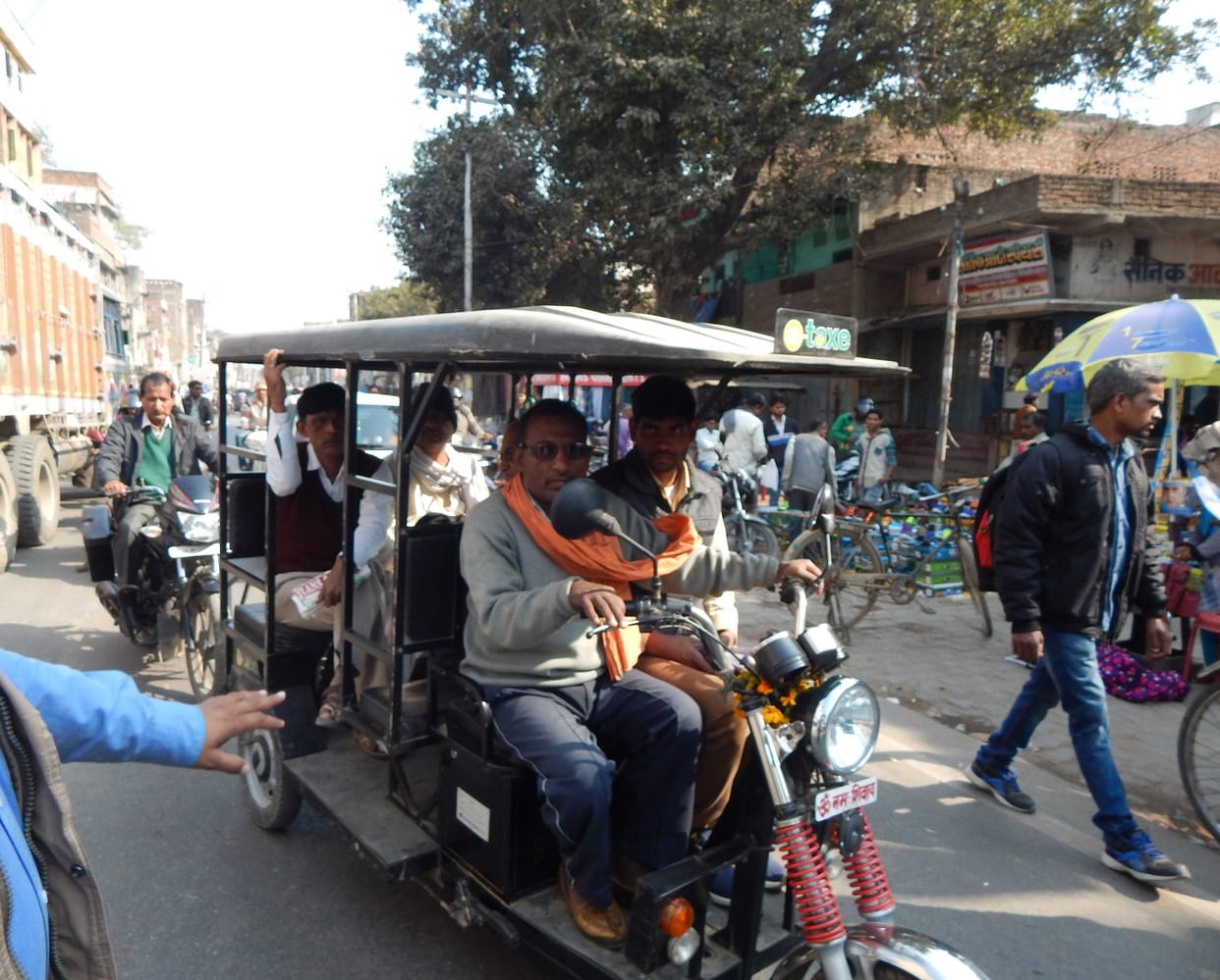 33/5000 jaam se logon ko nahin mil rahee raahat People are not getting relief from jam