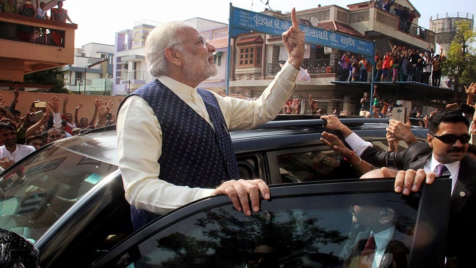 Gujarat Vidhan Sabha Chunav: Dispute on PM Roadshow, congress complaint to election commission