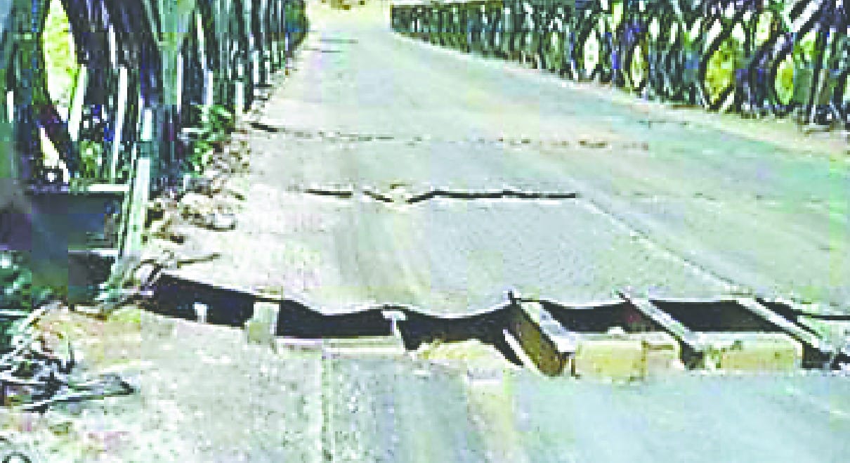 reason behind uttarkashi valley bridge broken on gangotri highway