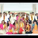 काव्यांजलि में शामिल युवा शायर और कवि।