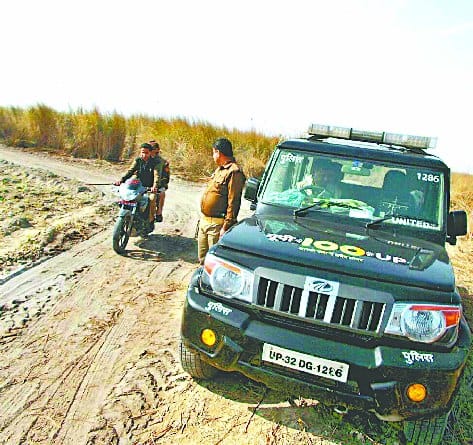 कछला की कटरी में फायरिंग, एक गिरफ्तार