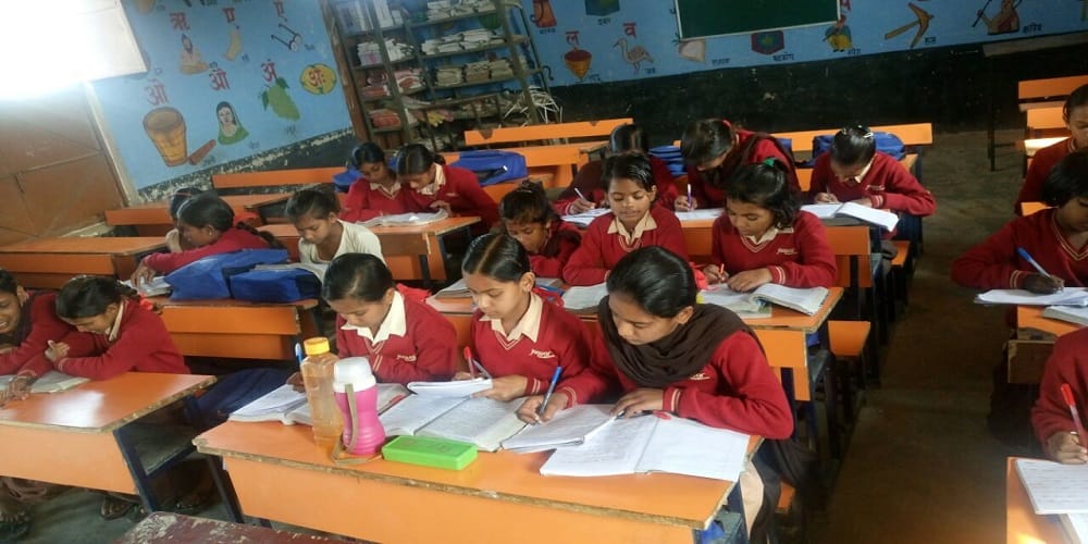 Government school of Rajasthan also opens on holiday, teachers are here for REAL HERO