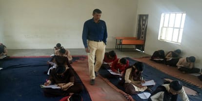 Government school of Rajasthan also opens on holiday, teachers are here for REAL HERO