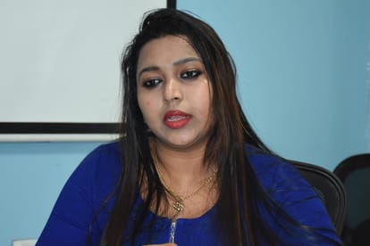 arpita mali speaks about fraud company of anara gupta. 