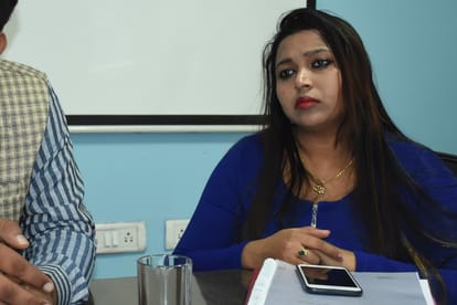 arpita mali speaks about fraud company of anara gupta. 