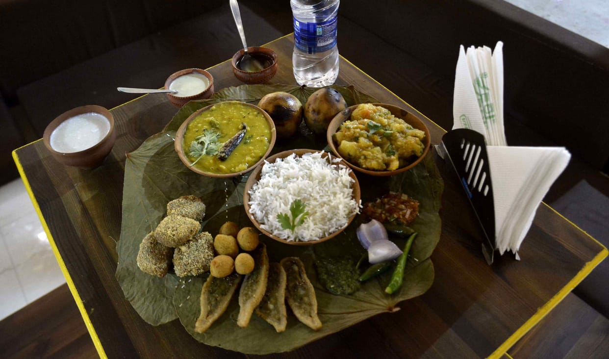 see the photos of varanasi local food baati chokha