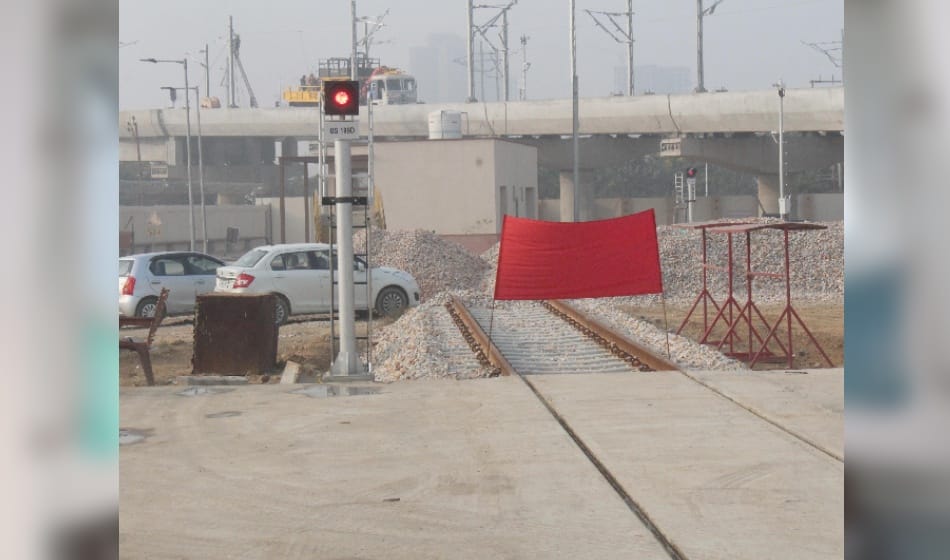 aqua metro reaches greater noida, trial to start from january, know all specialties 