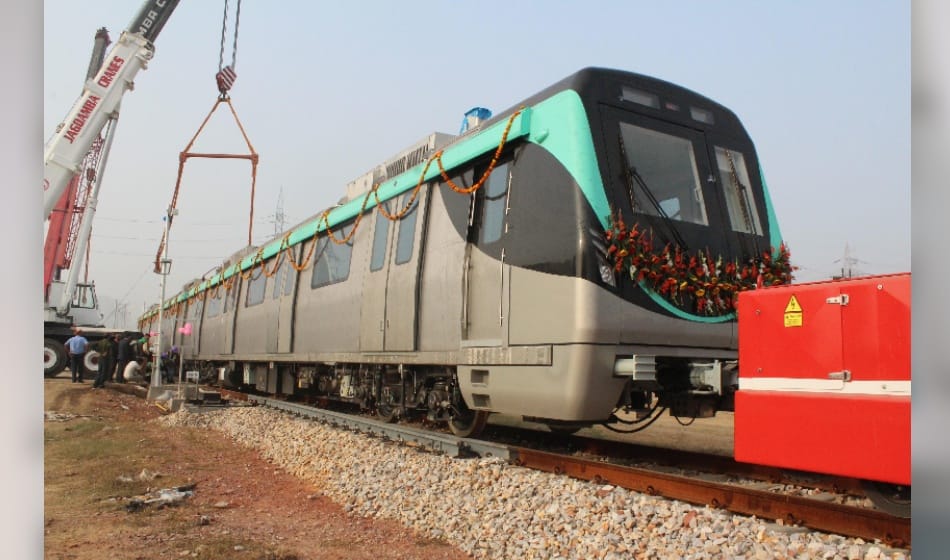 aqua metro reaches greater noida, trial to start from january, know all specialties 