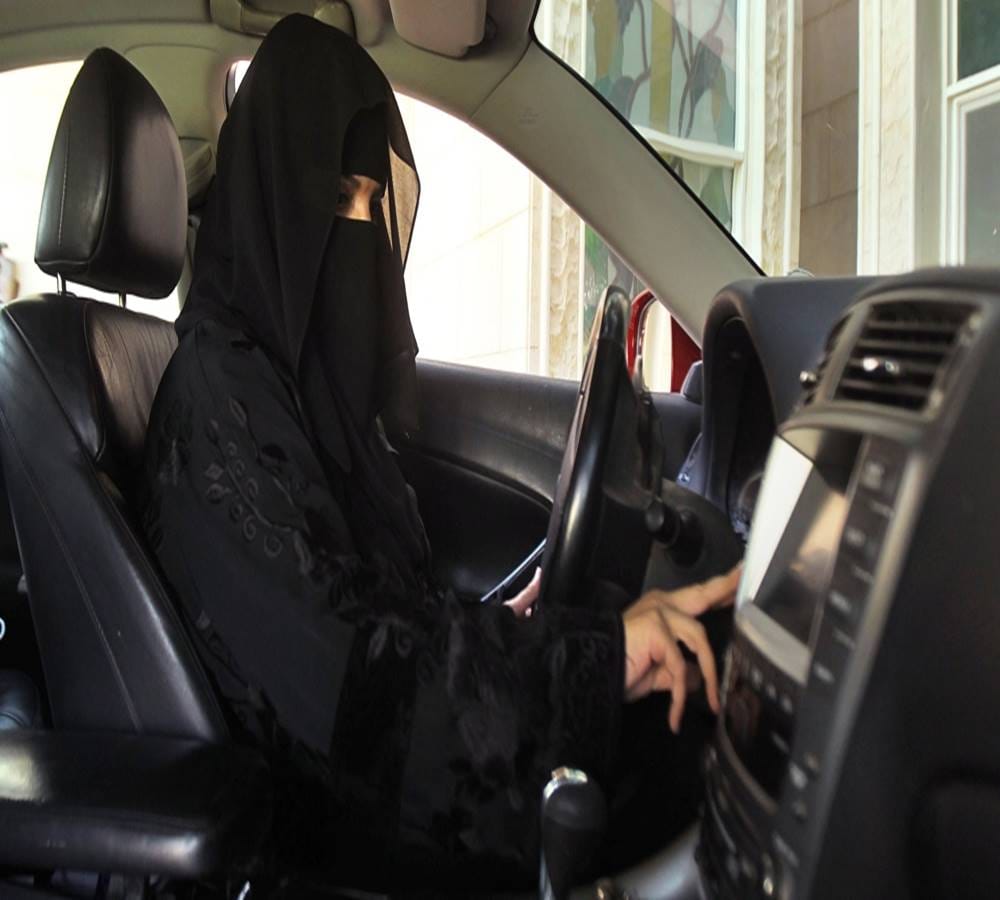 Women Restricted for driving in Saudi Arabia 